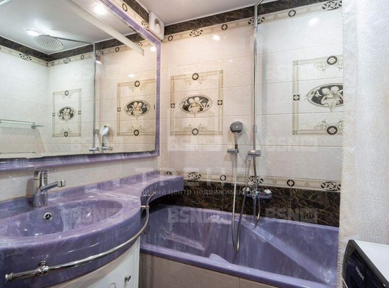 Продажа трехкомнатной квартиры - Бугры, Школьная улица, д.9 