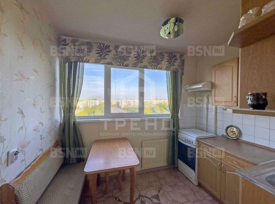 Продажа трехкомнатной квартиры - Генерала Симоняка улица, д.8, корп.2 