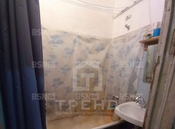 Продажа трехкомнатной квартиры - Большой В.О. проспект, д.44 