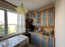 Продажа трехкомнатной квартиры - Ленинградская область, Ломоносовский район, Кипень д., Ропшинское ш., д.15 