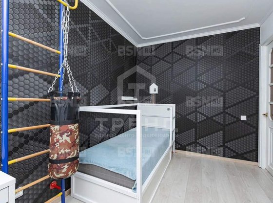 Продажа трехкомнатной квартиры - поселок Песочный, Ленинградская улица, д.44 