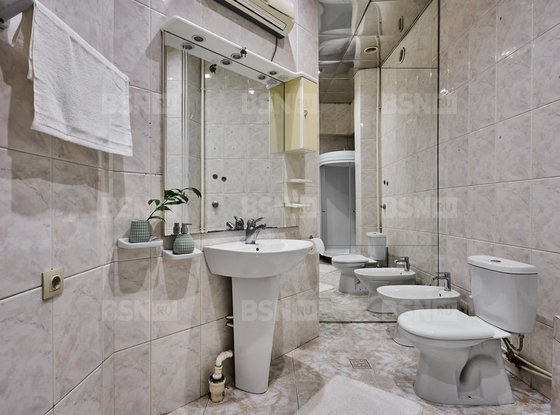 Продажа трехкомнатной квартиры - Рубинштейна улица, д.4 