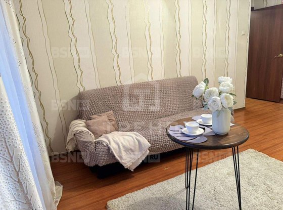 Продажа трехкомнатной квартиры - Бассейная улица, д.77 