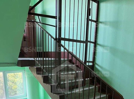 Продажа трехкомнатной квартиры - Генерала Симоняка улица, д.8, корп.2 