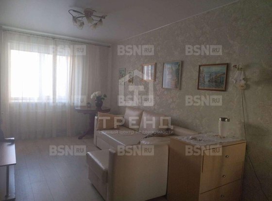 Продажа трехкомнатной квартиры - поселок Шушары, Окуловская улица, д.7, корп.1 