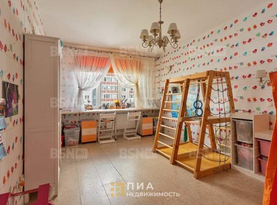 Продажа трехкомнатной квартиры - Доблести улица, д.17, корп.2 