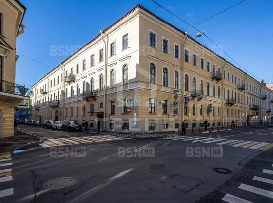 Продажа четырехкомнатной квартиры - Реки Мойки набережная, д.82 