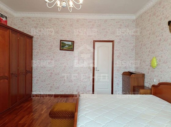 Продажа трехкомнатной квартиры - Кузнецовская улица, д.32 