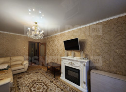 Продажа трехкомнатной квартиры - Ленинградская область, Гатчинский район, Гатчина г., Авиатриссы Зверевой ул., д.1/8 