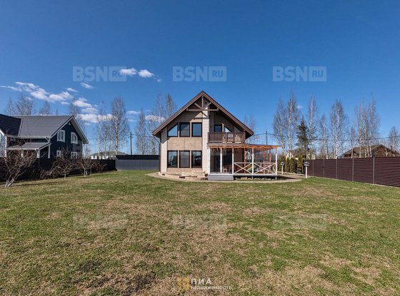 Продажа дома - Ленинградская область, Малиновая улица, д.7