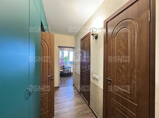 Продажа трехкомнатной квартиры - Сикейроса улица, д.19, корп.2 