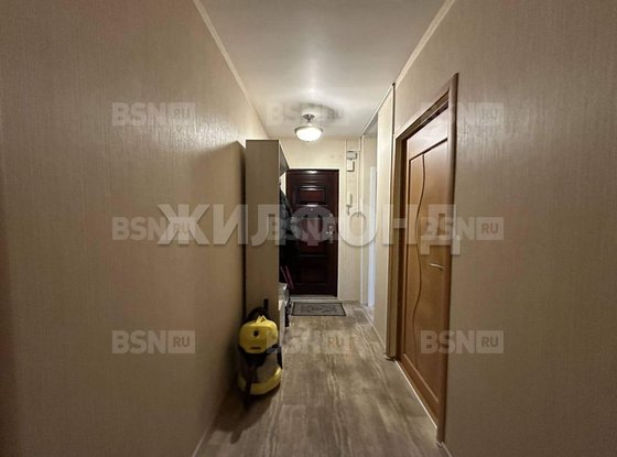 Продажа комнаты в трехкомнатной квартире - Королёва проспект, д.9 