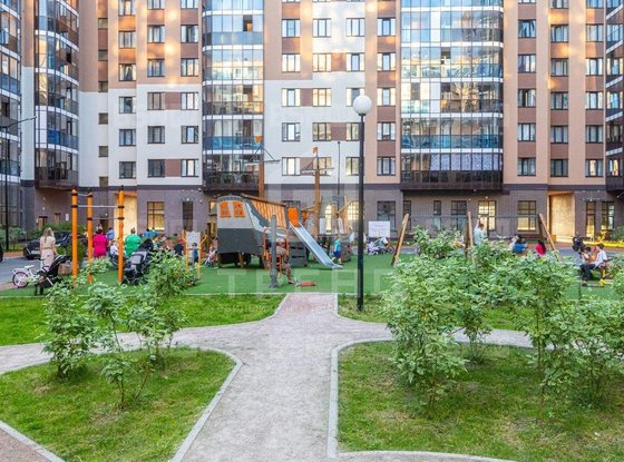 Продажа двухкомнатной квартиры - Бугры, Ньютона аллея, д.2 
