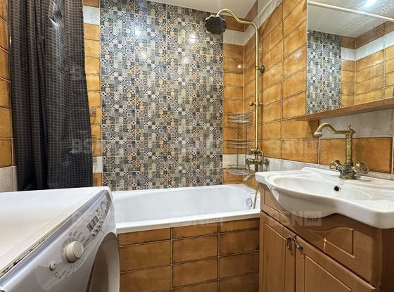 Продажа трехкомнатной квартиры - Сикейроса улица, д.19, корп.2 