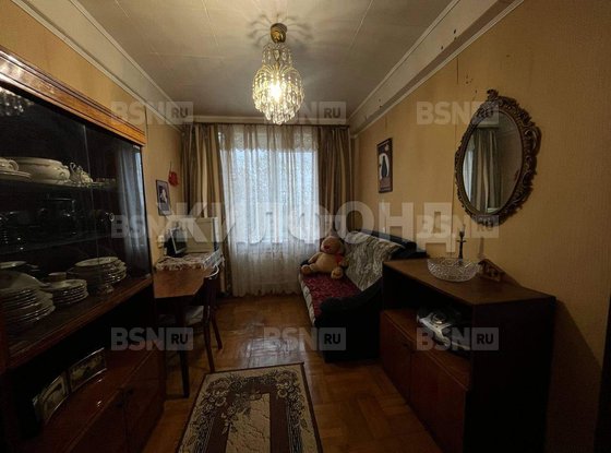 Продажа трехкомнатной квартиры - Славы проспект, д.64 