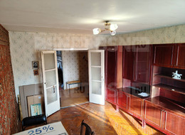Продажа трехкомнатной квартиры - Рощинская ул., 18 