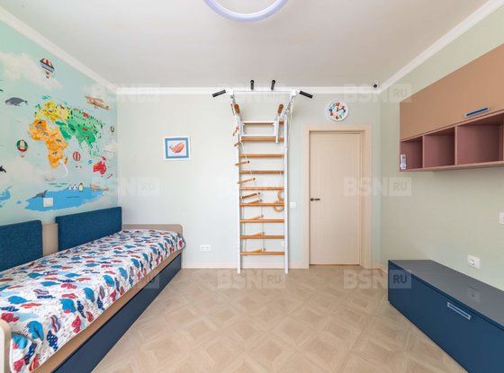 Продажа трехкомнатной квартиры - Рябиновая улица, д.17, корп.3 