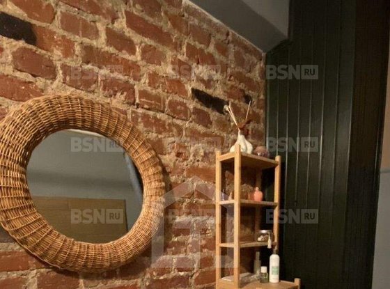 Продажа трехкомнатной квартиры - 14-я В.О. линия, д.21 