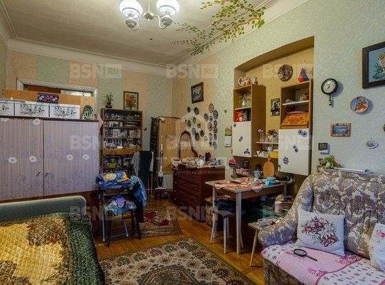 Продажа трехкомнатной квартиры - 1-я В.О. линия, д.40 