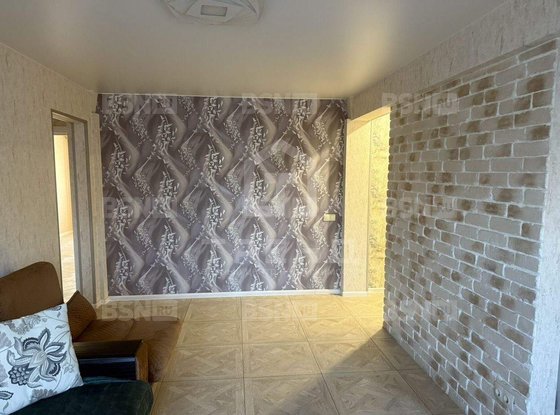 Продажа трехкомнатной квартиры - Гранитная улица, д.34 