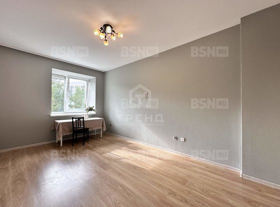 Продажа трехкомнатной квартиры - Есенина улица, д.1, корп.1 