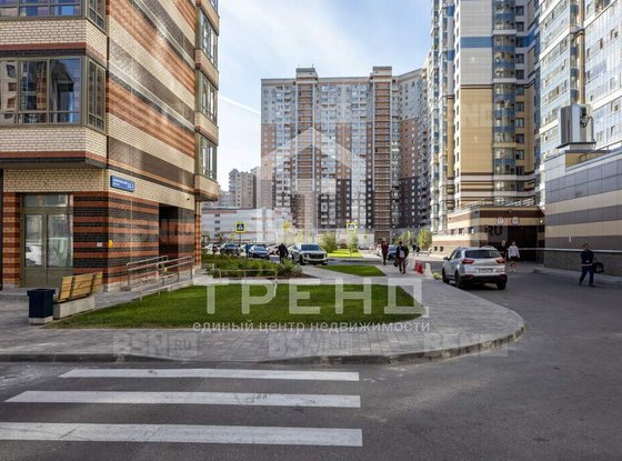 Продажа трехкомнатной квартиры - Коломяжский проспект, д.13, корп.2 стр 1 