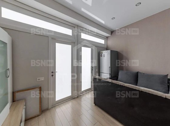 Продажа трехкомнатной квартиры - Курляндская улица, д.32 