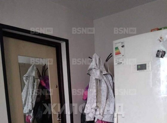 Продажа комнаты в шестикомнатной квартире - Беринга улица, д.32, корп.2 