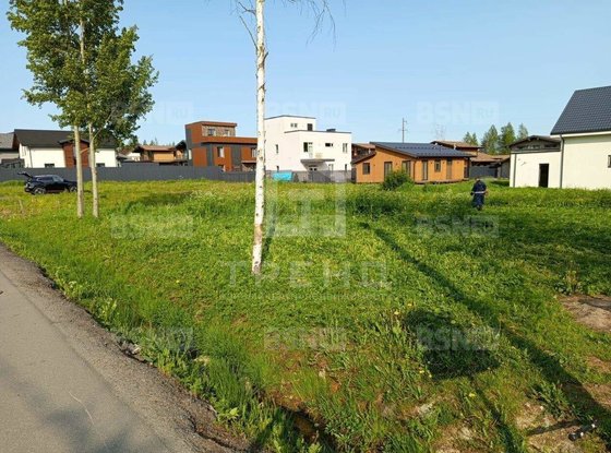 Продажа участка - деревня Скотное, Ламбери улица