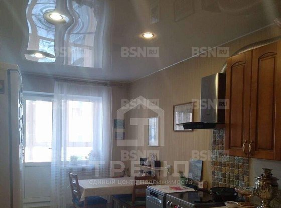 Продажа трехкомнатной квартиры - поселок Шушары, Окуловская улица, д.7, корп.1 