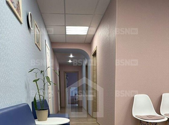Продажа трехкомнатной квартиры - Ушинского улица, д.3, корп.2 