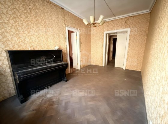 Продажа четырехкомнатной квартиры - Реки Мойки набережная, д.82 