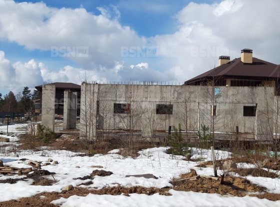 Продажа дома - поселок Ленинское, Мира улица, д.105