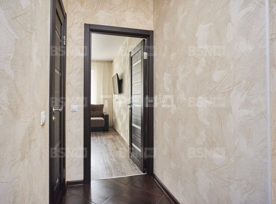 Продажа трехкомнатной квартиры - Комендантский проспект, д.12, корп.1 