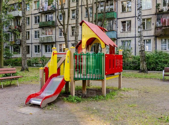 Продажа пятикомнатной квартиры - Омская улица, д.22 