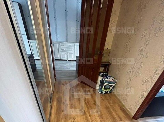 Продажа трехкомнатной квартиры - деревня Лесколово, Красноборская улица, д.24 
