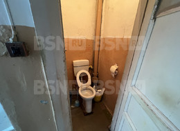 Продажа 2 комнат в пятикомнатной квартире - Санкт-Петербург, Адмиралтейский район, Подъездной пер., д.17 