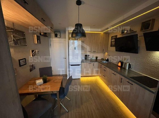 Продажа трехкомнатной квартиры - Оптиков улица, д.45, корп.1 