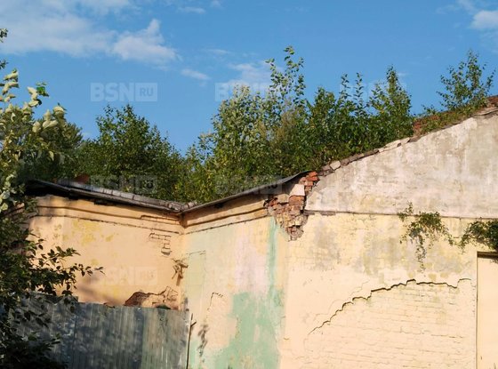 Продажа отдельно стоящего здания - Бумажного канала набережная, д.12, литера Г 
