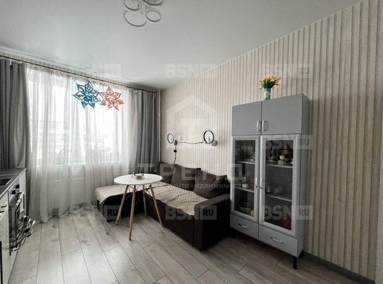 Продажа двухкомнатной квартиры - деревня Янино-2, Рябиновая улица, д.30 