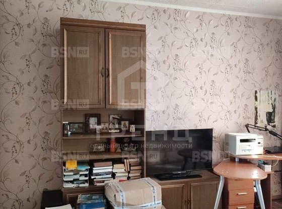 Продажа двухкомнатной квартиры - Маршала Казакова улица, д.32 
