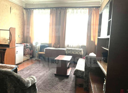 Продажа комнаты в четырехкомнатной квартире - Ленинградская область, Гатчинский район, Гатчина г., Красноармейский пр-кт., д.17 