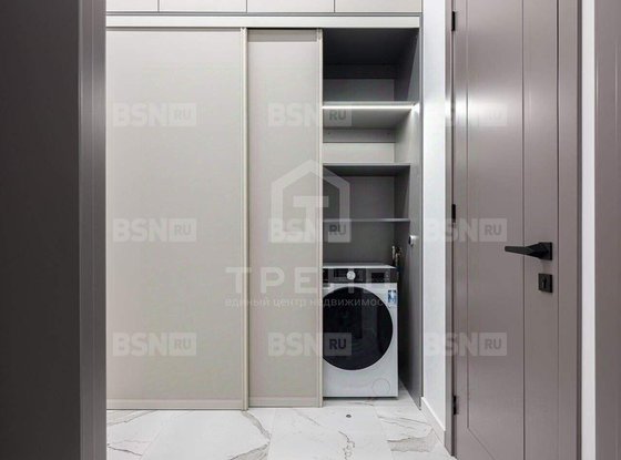 Продажа трехкомнатной квартиры - Московский проспект, д.138 