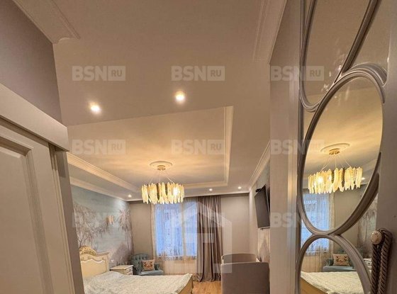 Продажа трехкомнатной квартиры - Есенина улица, д.1, корп.1 