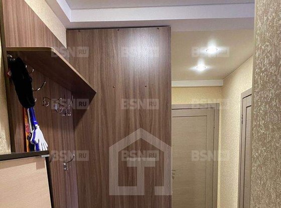 Продажа трехкомнатной квартиры - Маршала Новикова улица, д.3 
