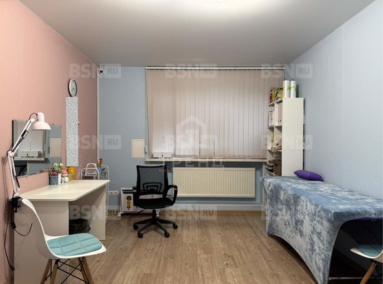 Продажа трехкомнатной квартиры - Ушинского улица, д.3, корп.2 