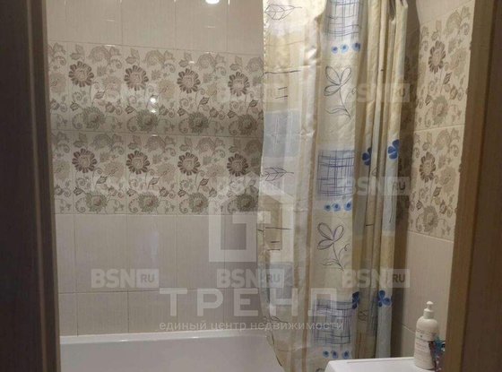Продажа трехкомнатной квартиры - поселок Шушары, Окуловская улица, д.7, корп.1 