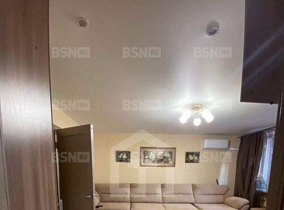 Продажа трехкомнатной квартиры - Маршала Новикова улица, д.3 