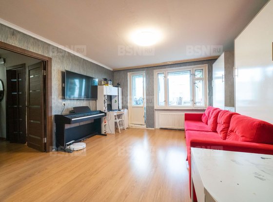 Продажа трехкомнатной квартиры - Комендантский проспект, д.16, корп.2 