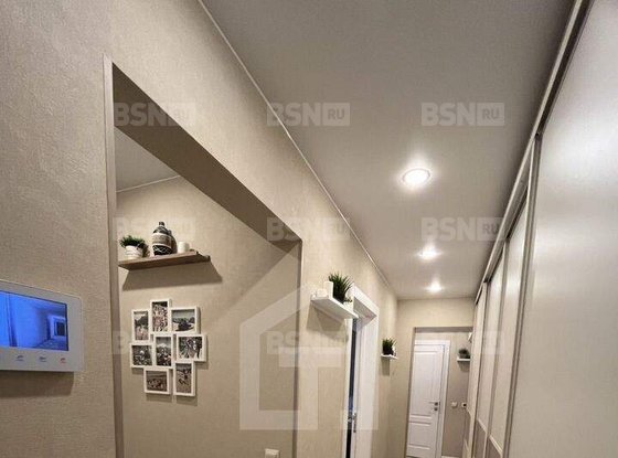 Продажа трехкомнатной квартиры - Оптиков улица, д.45, корп.1 